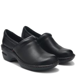 B.O.C. Black Leather Waitress/Server Dutch Clogs